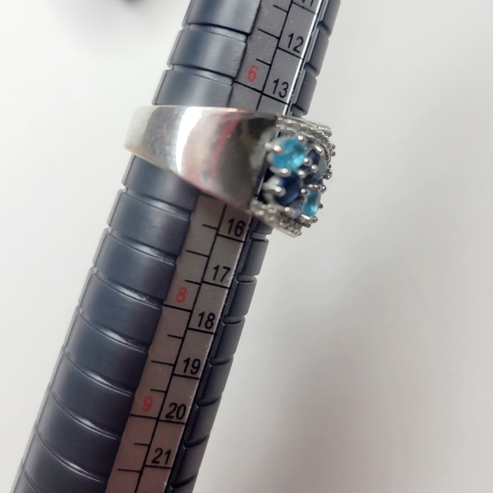 **SOLD** .925 sterling silver aquamarine & sapphire ring size 6.5 - Picture 2 of 6